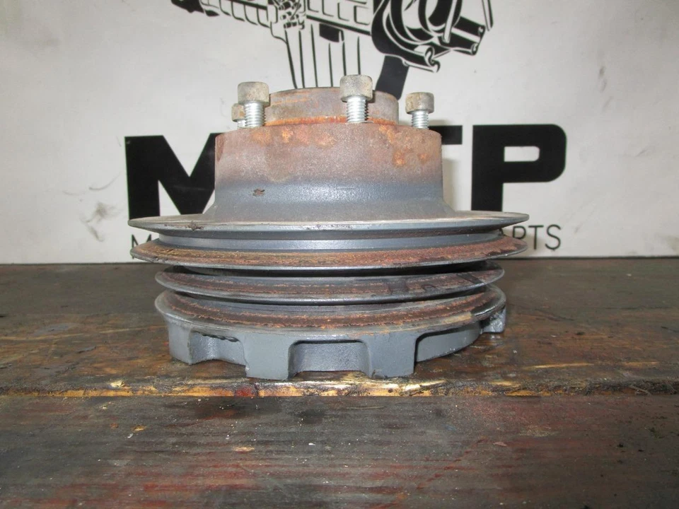 Mack Renault MIDR 6.2L Diesel Engine Crankshaft Pulley Part 5600215373 - Image 3 of 4
