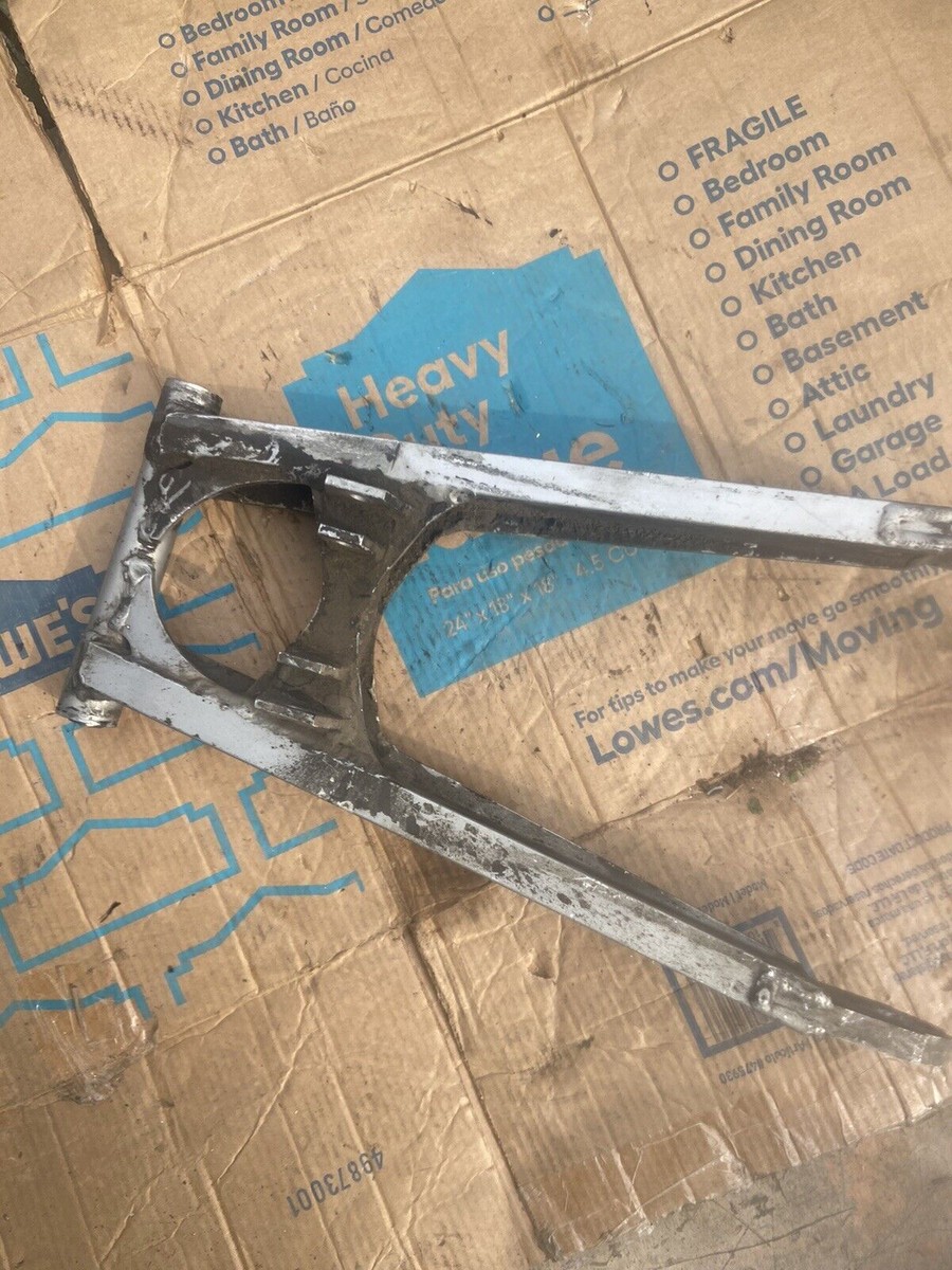 1984 Kawasaki ZX6 Swingarm Rear Wheel Frame Swing Arm | eBay