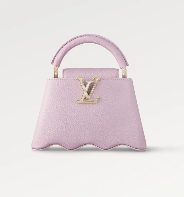Louis Vuitton Brands 12 Bedding Set in 2023