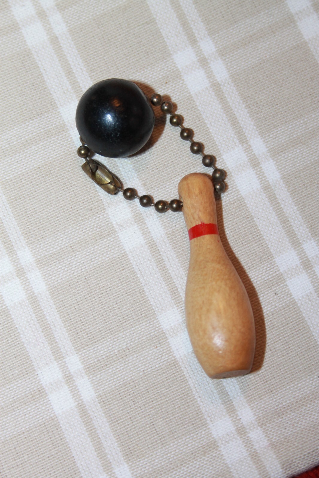 Vintage 50s Wooden Bowling Ball & Pin Novelty Keychain