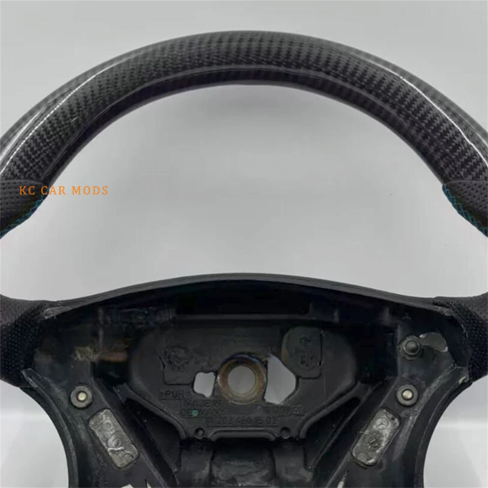 Volante de fibra de carbono puntada azul para Mercedes-Benz W203C32 AMG 2001-2006 Foto 2 de 4