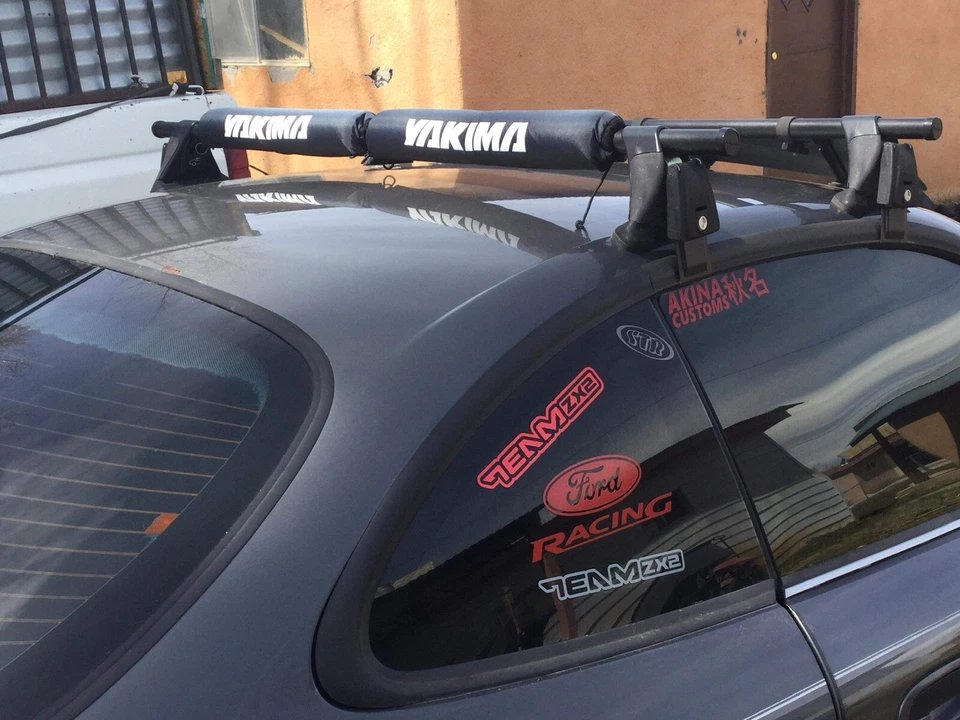 Baca de techo Ford Escort ZX2 S/R y Subaru WRX e Infiniti G37 Yakima Foto 2 de 3