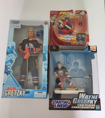 WAYNE GRETZKY Starting Lineup Lot Of Three Including 1999 12  Figure NHL New