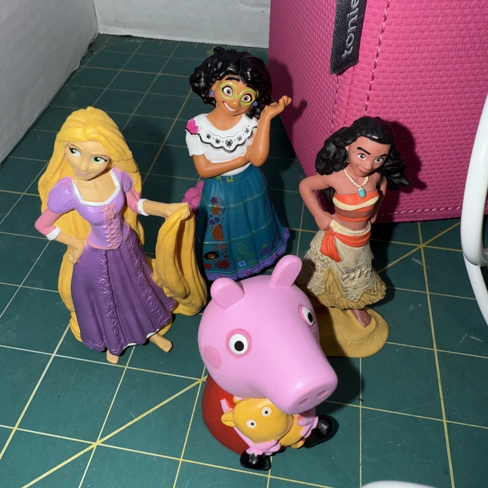 TONIES - Lote Paquete Reproductor de Audio Toniebox + Cargador + Caja (rosa + 4 Estatuillas Foto 2 de 4