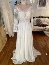 Embroidery A-Line Long Sleeve Wedding Dresses for sale