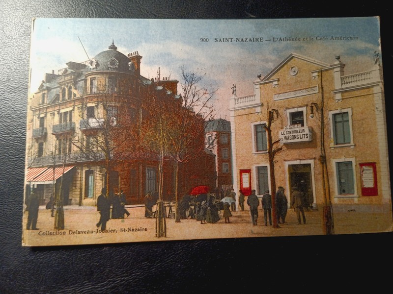 SAINT NAZAIRE VINTAGE POSTCARD