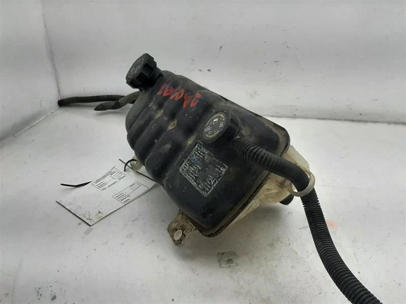 Depósito de refrigerante con opción híbrida Opt M99 08-13 Chevrolet Tahoe 22797287 Foto 3 de 4