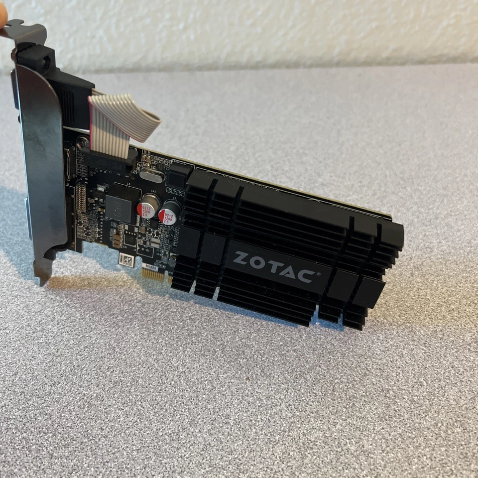 Zotac ZT-71304-20L graphics PCI-E 64BIT card, NVIDIA GeForce GT 710 1GB GDDR3 - Image 2 of 4