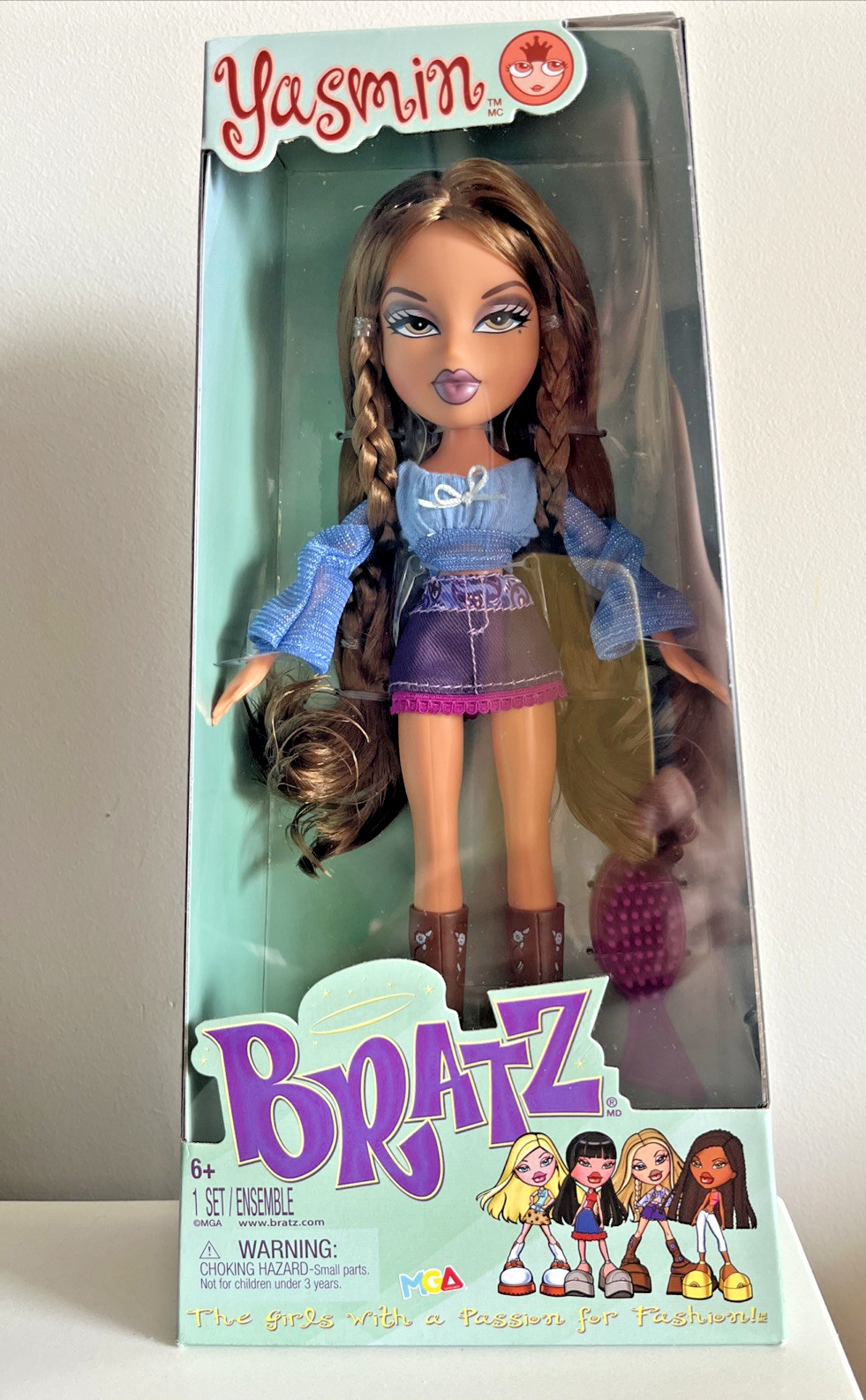 Bratz Fashion Doll Yasmin MGA 2023 The Girls with a Passion for Fashion NIB