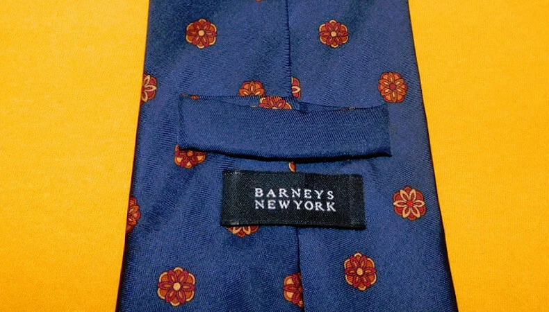 Gravata floral azul/vermelha BARNEYS NEW YORK FEITA NA ITÁLIA - GRAVATAS DE PESCOÇO - GRAVATAS DE DESIGNER. - Imagem 3 de 3