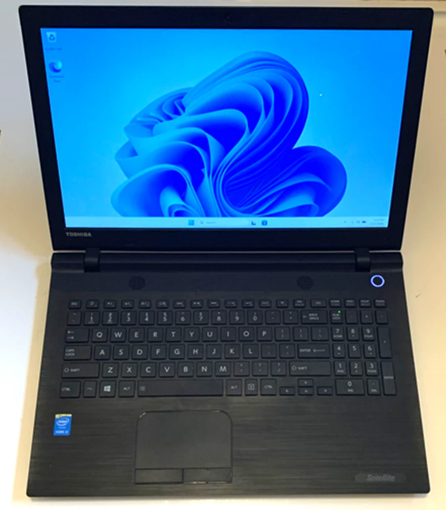 Toshiba Intel Core i5 5th Gen. 8GB RAM PC Laptops & Netbooks for