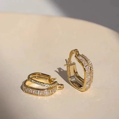 14K Gelbgold Finish Creolen 2ct Lab Created Diamant Doppelreihig Huggies