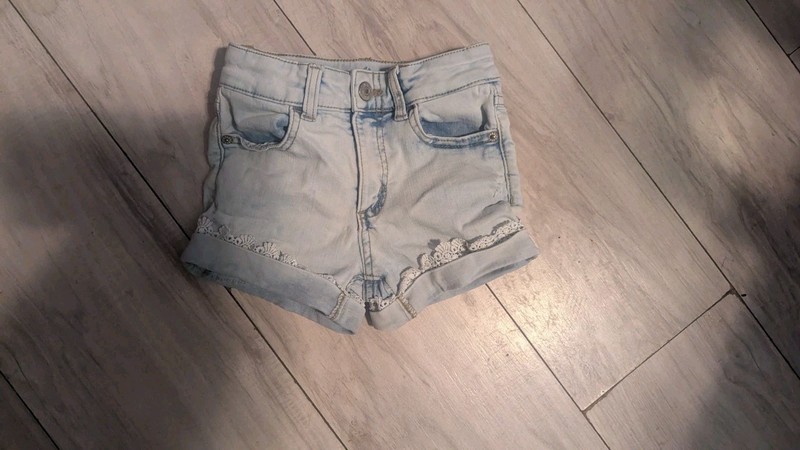 LIGHT BLUE THERE ABOUTS JEAN  SHORTS SIZE 5