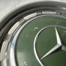 Mercedes Radkappe 870 Nickelgrün 14Zoll mit 4 Klammern W114 W115 W116 W123 W126 Mercedes Radkappe 870 Nickelgrün 14Zoll mit 4 Klammern W114 W115 W116 W123 W126