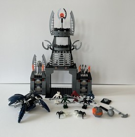 Lego set 8758 Tower of Toa &ndash; 397 Pieces &ndash; 8 Minifigs - BIONICLE