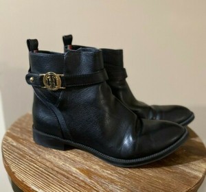 tommy booties