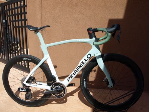 Pinarello Dogma F, 57.5 cm