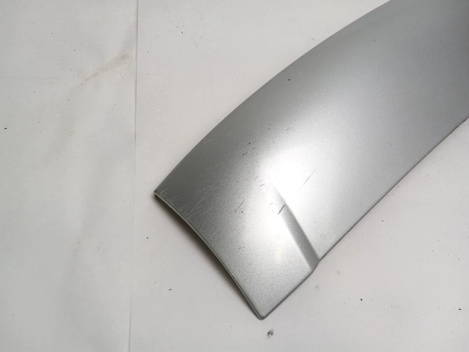 ALERÓN TRASERO PARA VOLKSWAGEN TOUAREG 2004 - 2007 Foto 2 de 4