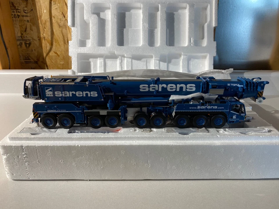 *SIN USAR, EN CAJA* GRÚA MÓVIL IMC DEMAG AC 700-9 "SARENS" **ENORME** 1/50 Foto 2 de 4