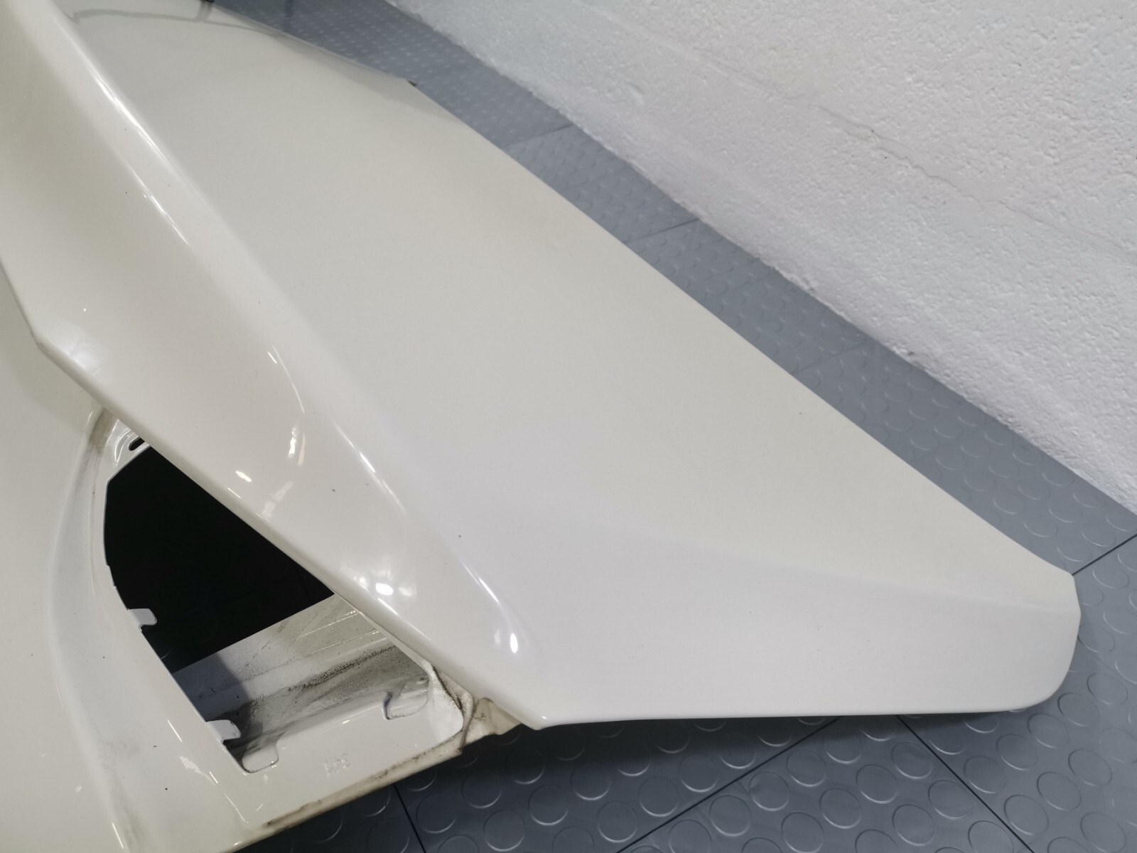 14-19 MASERATI QUATTROPORTE S Q4 TRUNK LID TAILGATE ASSEMBLY WHITE