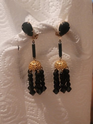 Vintage Lewis Segal Black And Gold Dangle Clip On Costume Jewelry Earrings