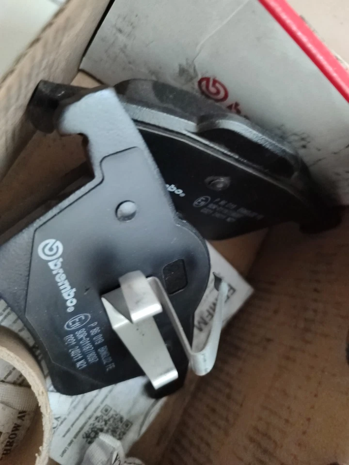 Brembo Brake Pads (Xc90/xc60)  - Image 3 of 4