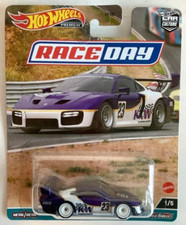 NEW Hot Wheels HKC59 Premium Car Culture Race Day PORSCHE 935 1:64 Scale Car