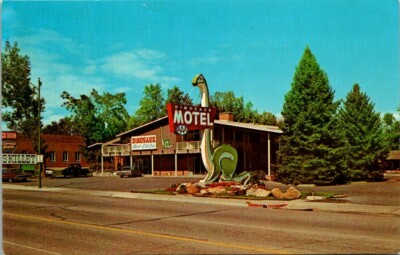 Postcard Dinosaur Motel 