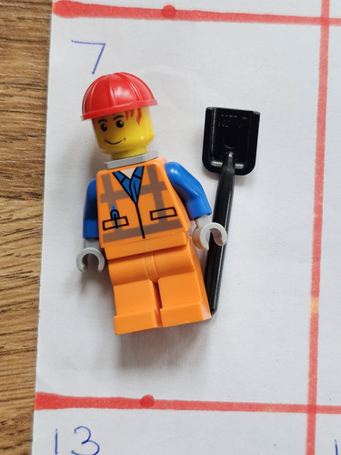 18 x Genuine lego mini figures. ASSORTMENT from Various Themes.. (10) - Picture 8 of 19