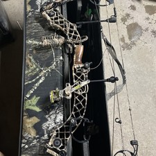 Mathews Heli-m RH 70lb 29in Draw Length Camouflage Aluminum Compound Bow @arrows