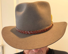 Akubra Stockman Hat Felt Feather New without Tags Australia