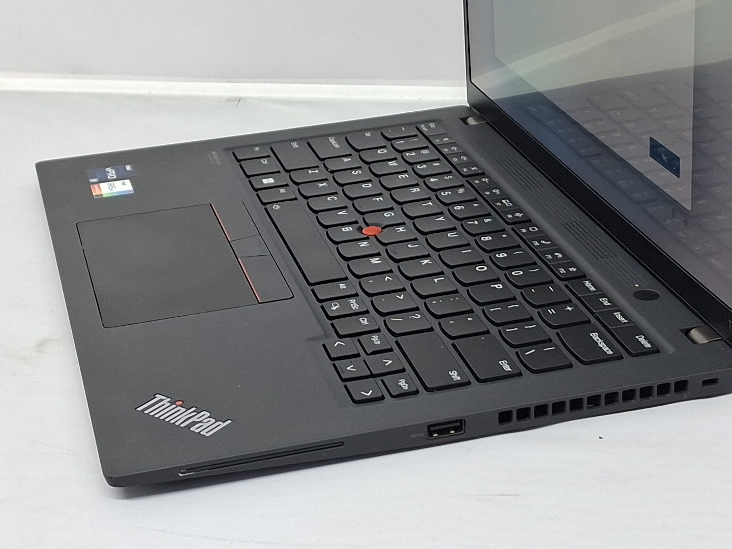 Lenovo ThinkPad t14s gen 3, 14-Inch Laptop, with Core i7-1270P, Windows 11 Pro