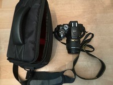 Nikon D5300 24.2MP Digitalkamera 8,1 cm - mit Zubehörpaket
