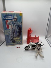 1973 VINTAGE EVEL KNIEVEL STUNT CYCLE MOTORCYCLE GOOD BOX AND FIGURE NOT WORKING