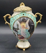 Ardleigh Elliot Gentle Guardian Heirloom Music Box You'll Never Walk Alone 2001