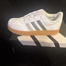 Adidas Breaknet 2.0 K Youth Sneakers White Gray Gum Sole Size 4 US New in Box