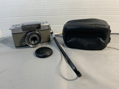 Vintage Olympus Pen S Half Frame 35 Mm Film Camera W/case Lens Cap