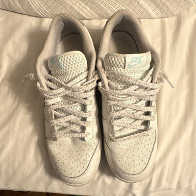 Nike Dunk Low Men s Low Top Lace-Up Athletic Sneakers White/Gray Solid