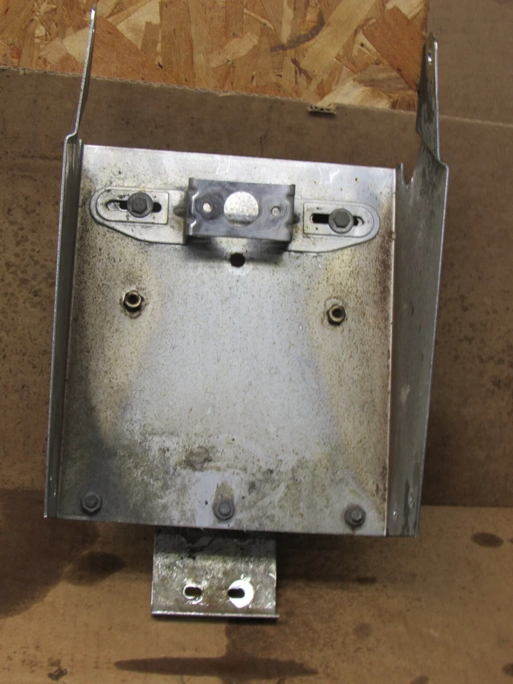 Parachoques trasero Yamaha Venture Royal XVZ12TDK 1983 soporte matrícula Foto 3 de 4