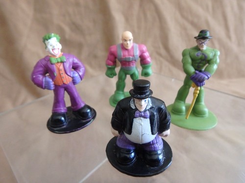 DC Super Friends My Busy Book Ersatz Mini Figuren Superman Joker Aqua Man + - Bild 5 von 7