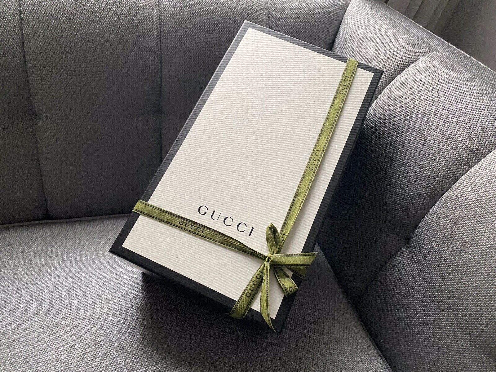 100% Authentic Gucci Empty Gift Box M With Ribbon+Tissue+Envelop  37*21*13.5CM