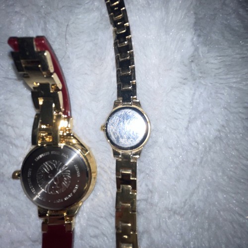 Lot of 2 Women's Watches Anne Klein & Relic - Picture 3 of 5