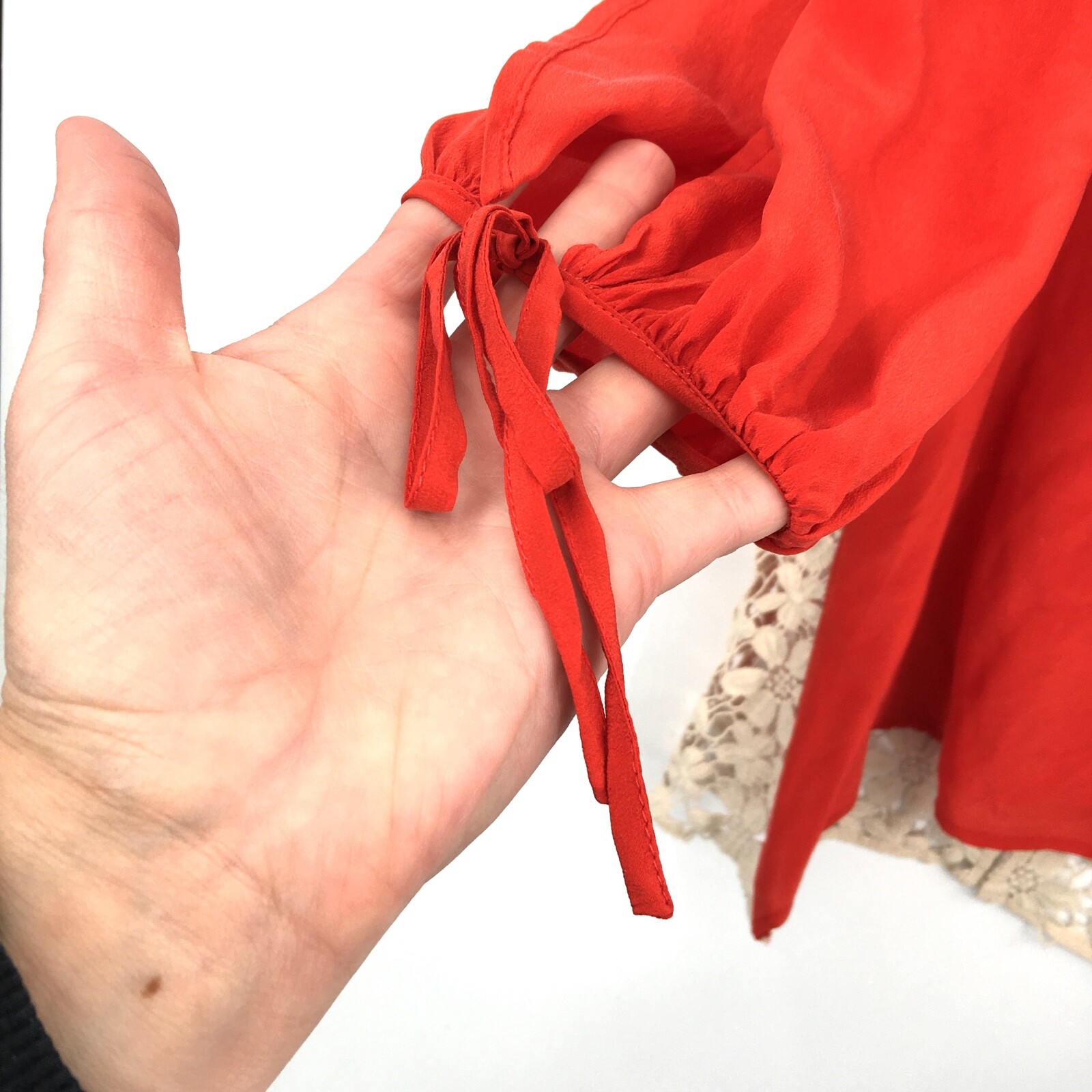 STITCH & KNOT Silk & Cotton Lace ButtonBack Blouse b… Gem