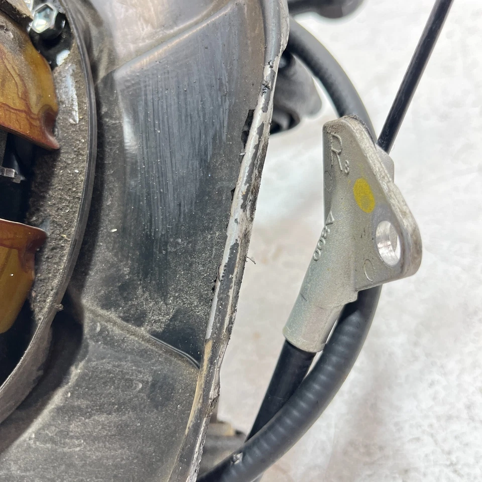 2018-2019 TOYOTA CAMRY REAR PASSENGER SIDE SPINDLE KNUCKLE HUB / KNUCKLE OEM - Image 4 of 4