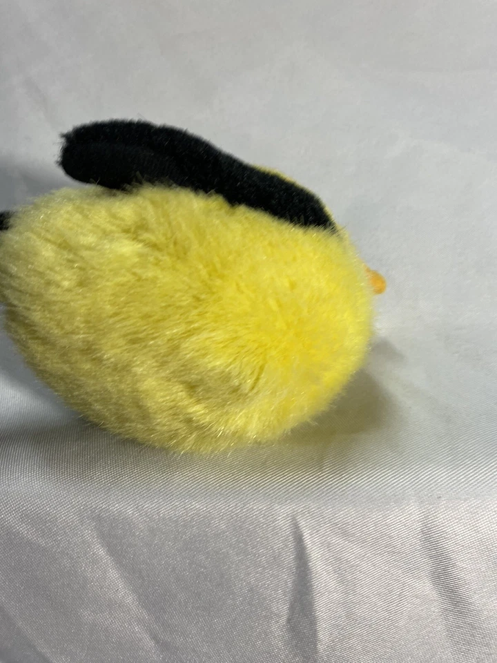 K & M Stuffed Plush Yellow Gold Finch Rare 5 Inch Real Sounds Easter Spring - Image 4 of 4