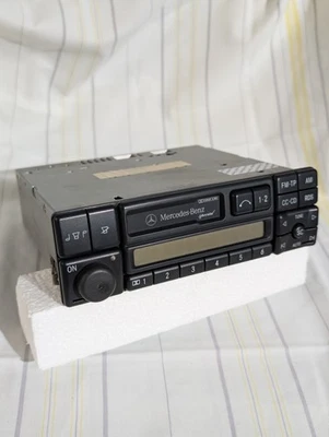 Original Mercedes Benz SPECIAL Becker BE2210 R170 W202 W210 SL320 SLK AMG Radio - Bild 1 von 4
