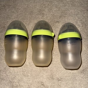 Comotomo Baby Bottles 8 Oz Bundle Lot Of 3 Green