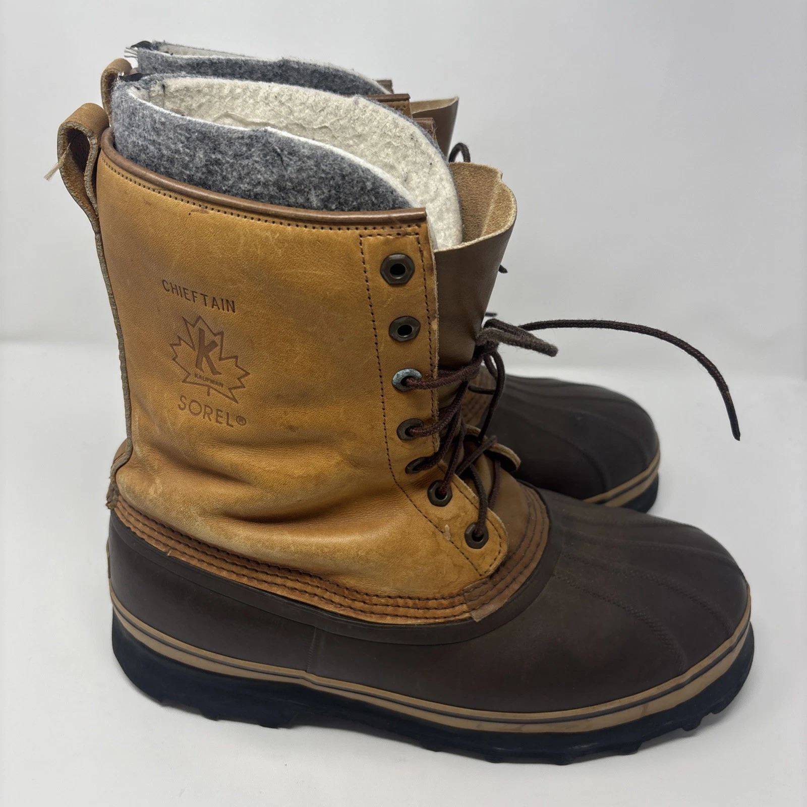 SOREL CHIEFTAIN Kaufman Waterproof Snow Boots Wool Insulated S/11 Made in canada
Opens in a new wind