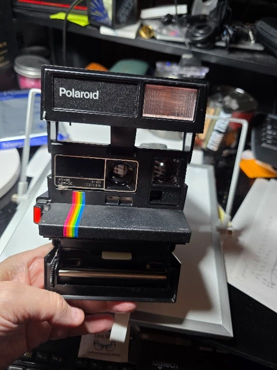 Vintage Polaroid Supercolor 635 CL Black Retro Digital Camera/With Film Inside