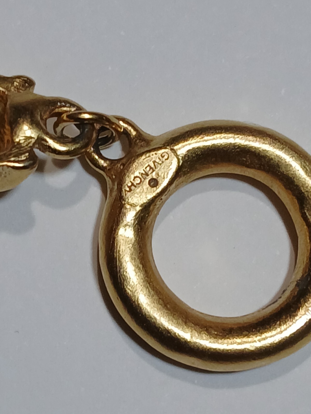 Givenchy Chunky Heavy Interlocking Circle Link Go… - image 12